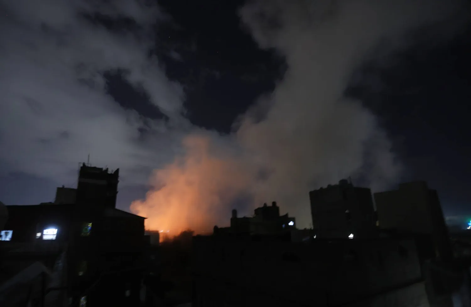 SİYONİST İSRAİL YEMEN’E HAVA SALDIRISI DÜZENLEDİ 