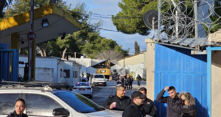 İSRAİL İŞGAL GÜÇLERİ ŞEYH CERRAH